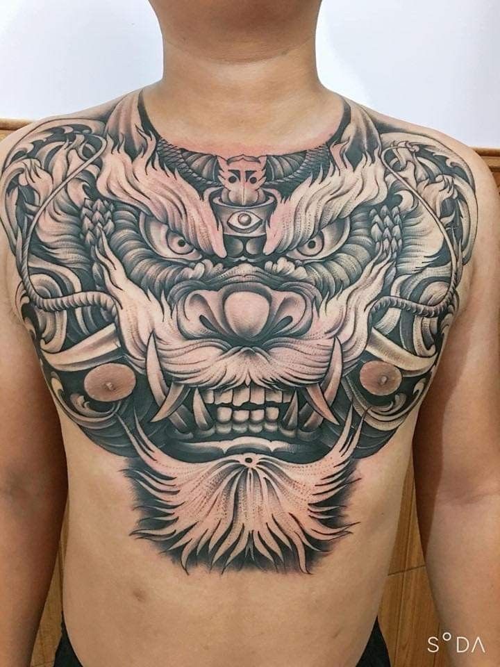 tattoo đầu quỷ nửa mình đẹp