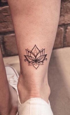 tattoo hoa cách điệu