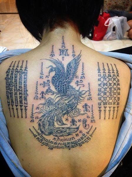 tattoo họa tiết con chim kết hợp chữ khmer