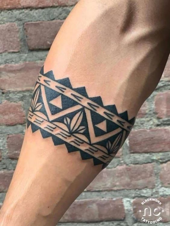 tattoo họa tiết mạnh mẽ cho nam