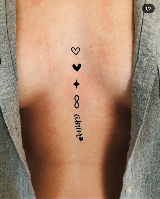 tattoo kí tự cực đẹp ở trước ngực