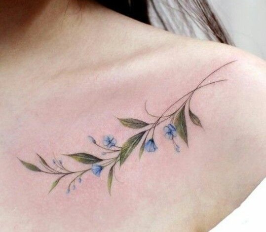 tattoo xương quai xanh hoa cực chất