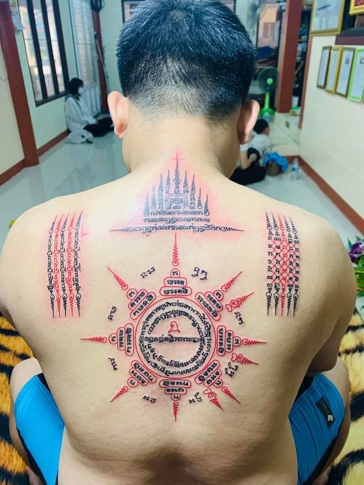 thiết kế mẫu tattoo bùa Sak Yant may mắn