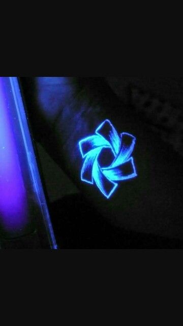 trào lưu xăm hình dạ quang