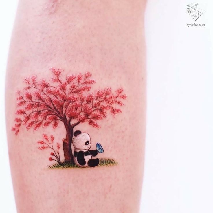 xăm gấu trúc mini ngồi dưới gốc tay xăm gấu trúc mini ngồi dưới gốc tay