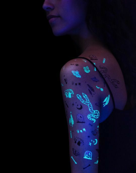 xăm hình các con vật phát sáng