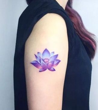 xăm hình hoa màu siêu đơn giản mà vẫn đẹp