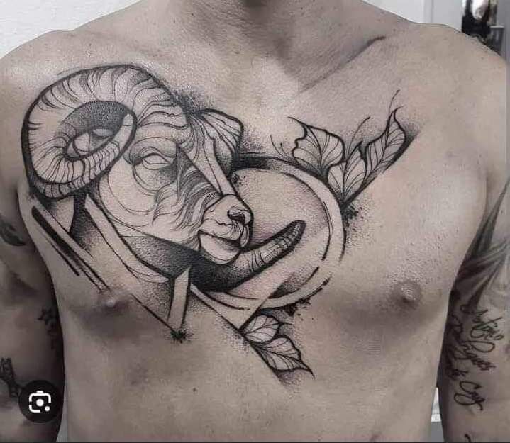 cực thu hút với mẫu tattoo dê trên ngực