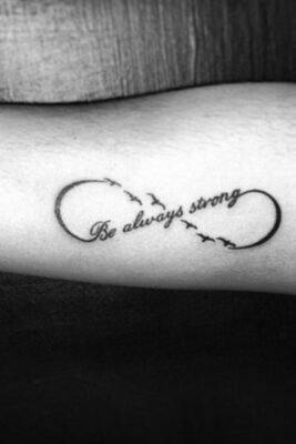 độc đáo với kiểu tattoo chữ be strong vô cực