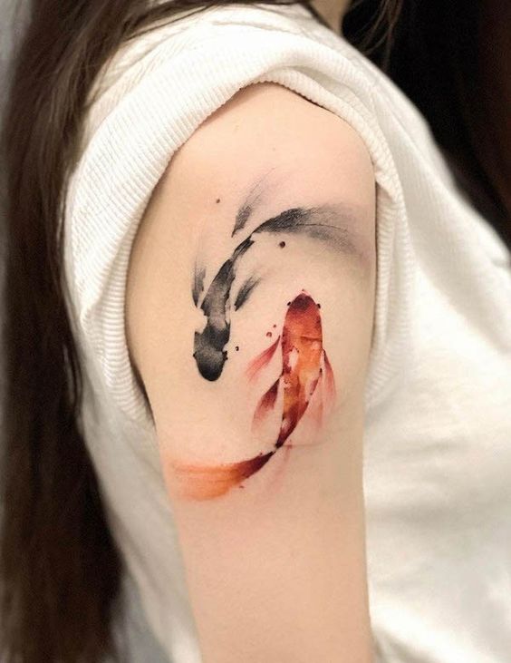 kiểu tattoo cá chép đôi biểu tượng thành công