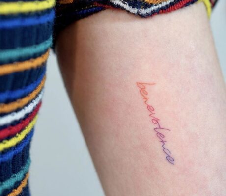 kiểu tattoo in nghiêng chữ cực đẹp