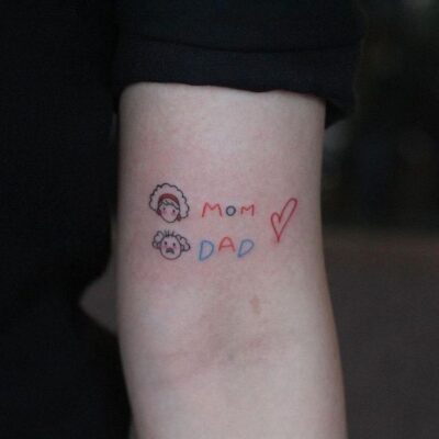 mẫu hình xăm chữ mom và dad đầy ý nghĩa