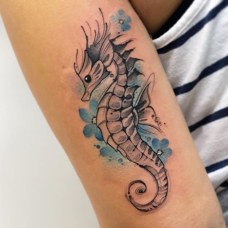 mẫu tattoo cá ngựa cực chiến