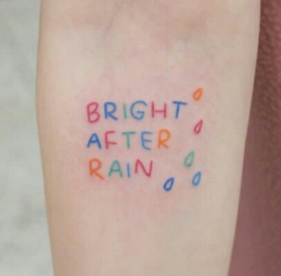 mẫu tattoo chữ nhiều màu cực xinh