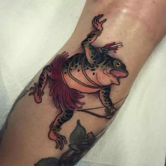 mẫu xăm con ếch đang bắn cung