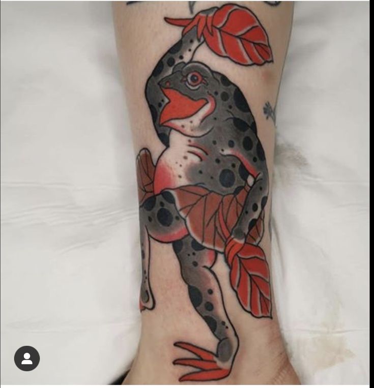 mẫu xăm ếch full cẳng chân thú vị