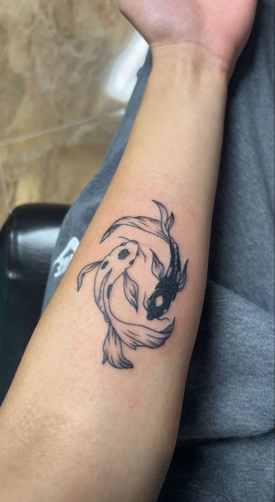 sức hút khó cưỡng từ kiểu tattoo cá chép đôi