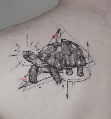 tattoo bả vai mẫu con rùa độc đáo