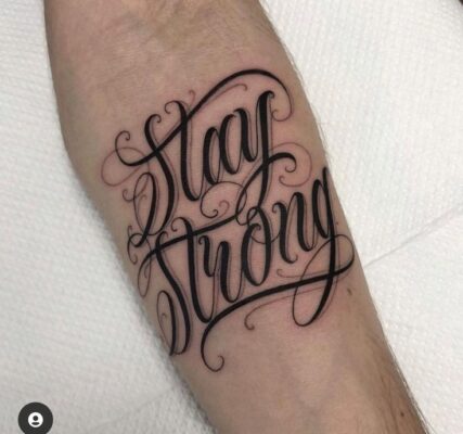 tattoo chữ strong đầy nghệ thuật