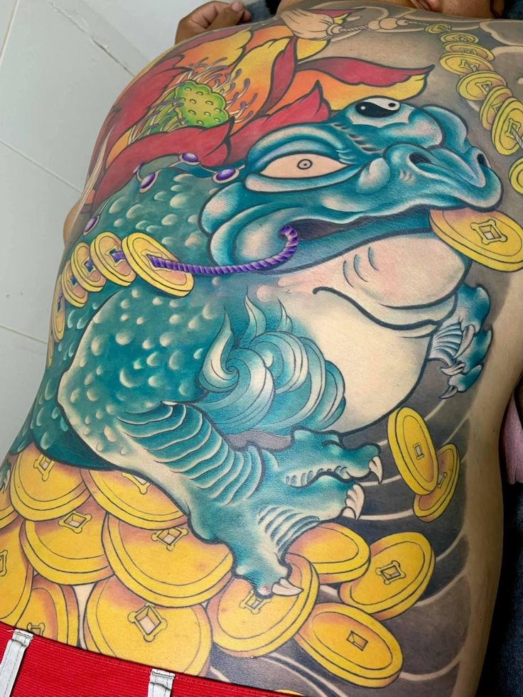 tattoo ếch thần tài cực chiến