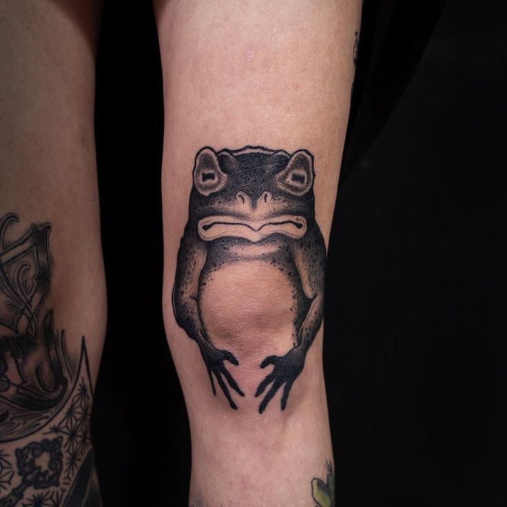 ý tưởng xăm con ếch độc đáo ở tay